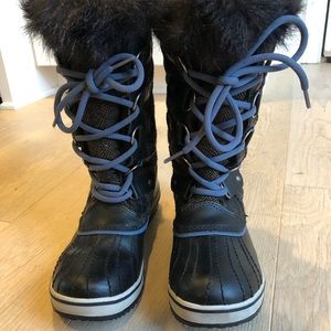 Sorel Torfino Women’s Boots size 6.5